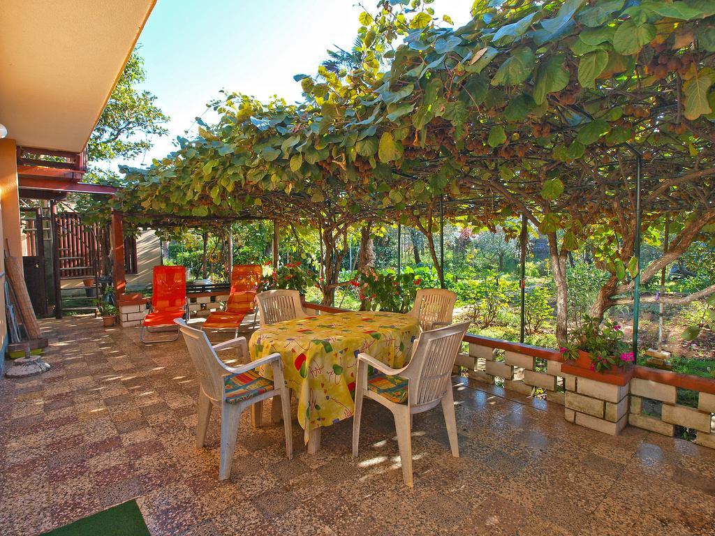 Apartment Josip 933 Fažana Exterior foto